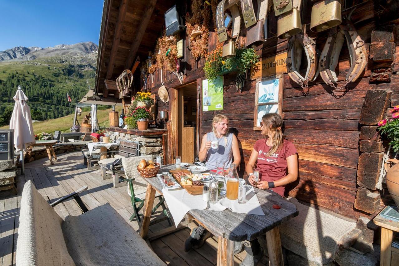 Hotel Bergwelt Längenfeld Buitenkant foto