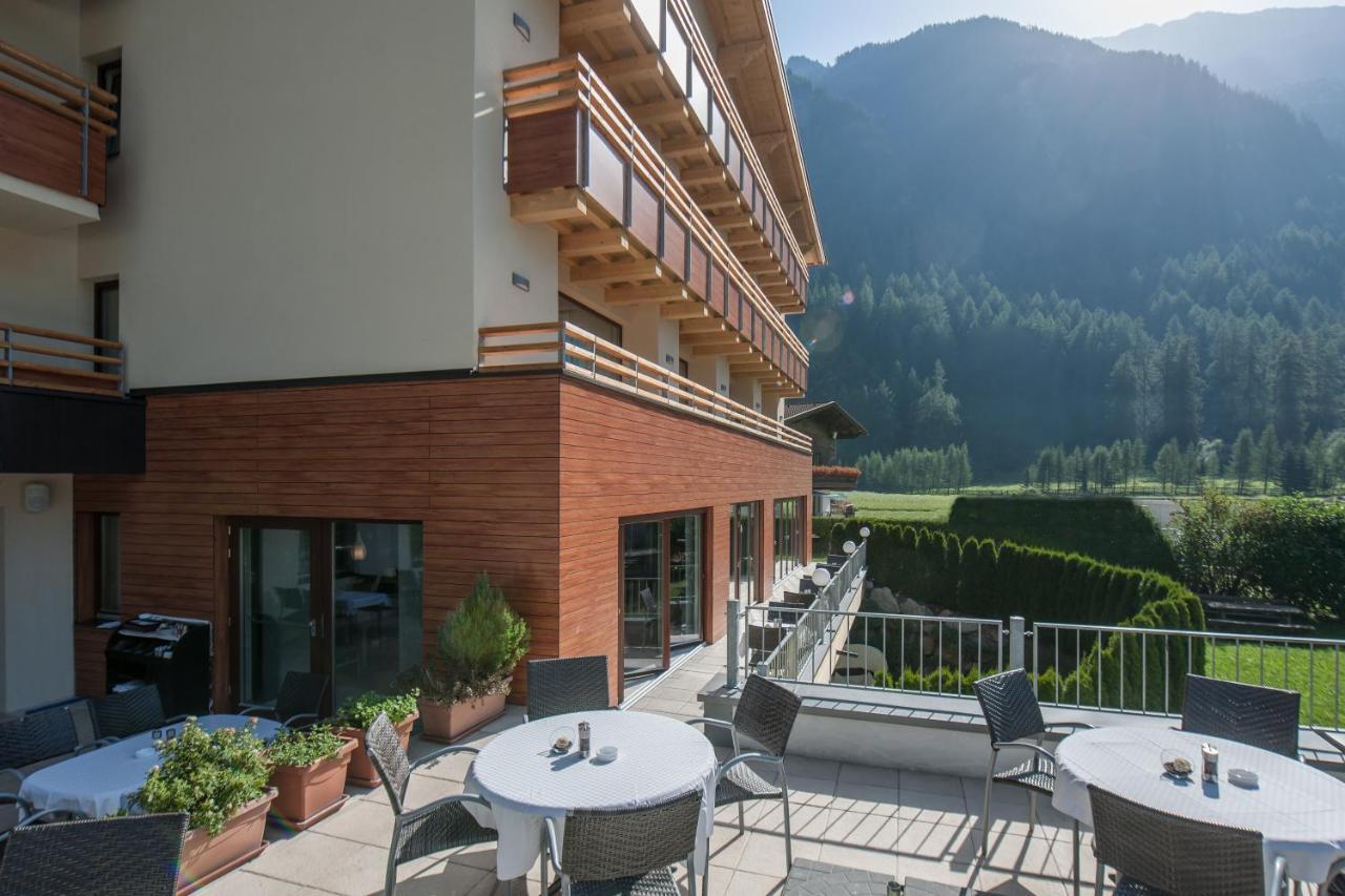 Hotel Bergwelt Längenfeld Buitenkant foto